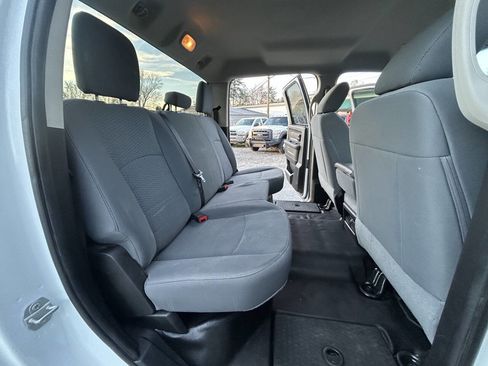 Used 2018 RAM 2500 Tradesman w/ Chrome Appearance Group image 23