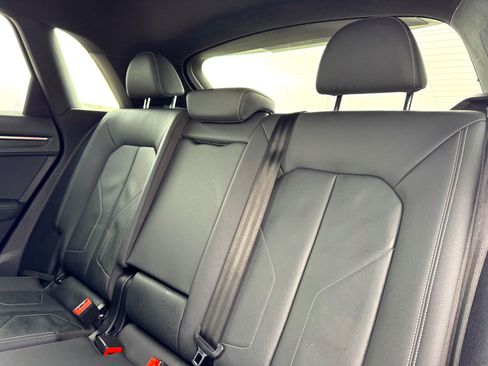 Used 2021 Audi Q3 2.0T Premium Plus w/ Premium Plus Package image 18