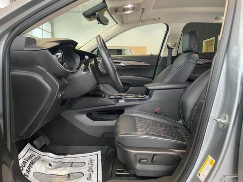 Used 2023 Buick Envision Avenir image 13