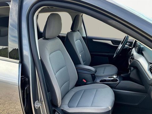 Certified 2022 Ford Escape S image 7