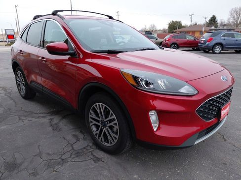 Used 2021 Ford Escape SEL w/ Class II Trailer Tow Package image 4