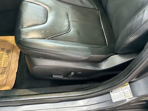 Used 2017 Ford Focus Titanium w/ Titanium Technology Package image 20