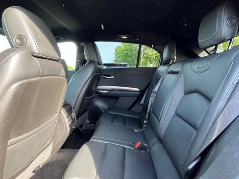 Used 2023 Cadillac XT4 Premium Luxury FWD image 29