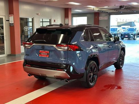Used 2025 Toyota RAV4 XSE w/ Advanced Technology Package AWD/4WD image 4