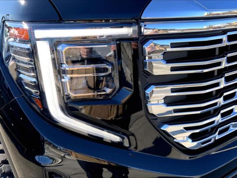 Used 2023 GMC Sierra 1500 Denali w/ Denali Reserve Package image 26