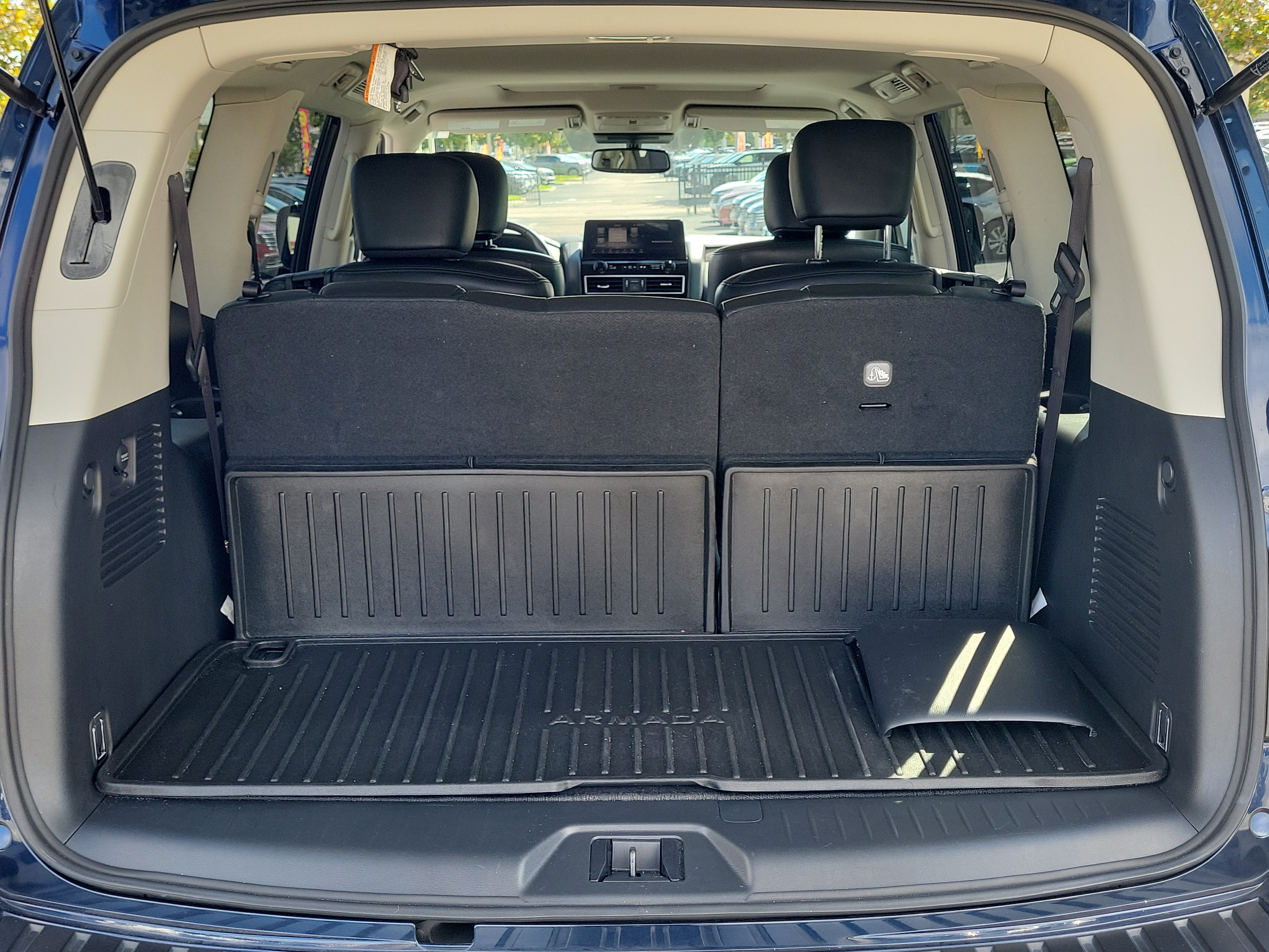 Certified 2024 Nissan Armada SL w/ Captain's Chairs Package RWD image 7