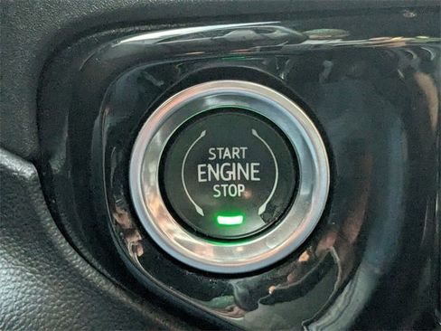 Used 2022 GMC Sierra 1500 SLT w/ SLT Premium Plus Package image 32