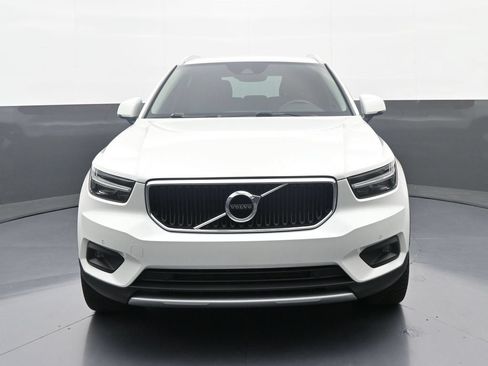 Used 2021 Volvo XC40 T5 Momentum w/ Protection Package Premier AWD/4WD image 2