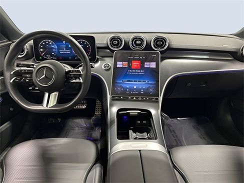 Used 2025 Mercedes-Benz C 300 4MATIC Sedan image 13