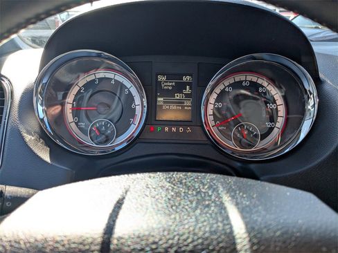 Used 2019 Dodge Grand Caravan SXT w/ Driver Convenience Group image 29