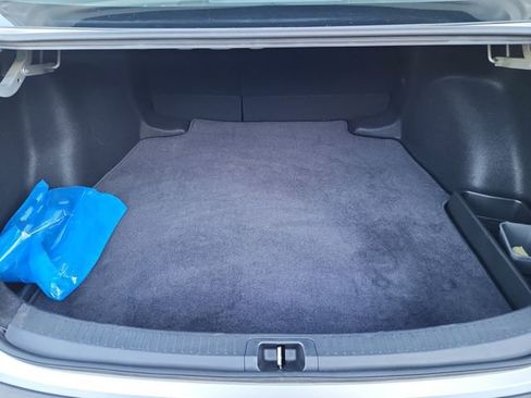 Used 2025 Toyota Corolla LE image 27