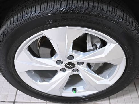 Used 2022 Audi Q5 2.0T Premium Plus AWD/4WD image 17