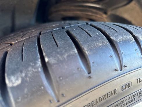 Used 2009 Pontiac G8 GT w/ Premium Package image 16