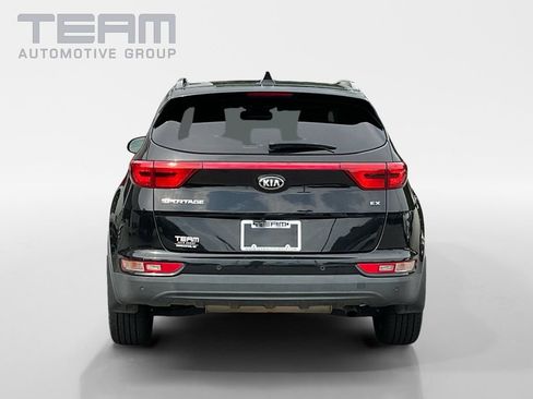 Used 2018 Kia Sportage EX w/ EX Technology Package FWD image 6