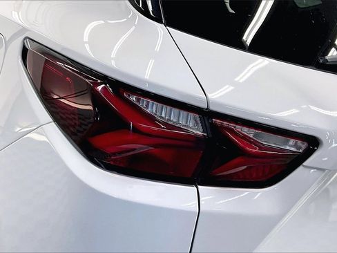 Used 2022 Chevrolet Blazer LT image 27