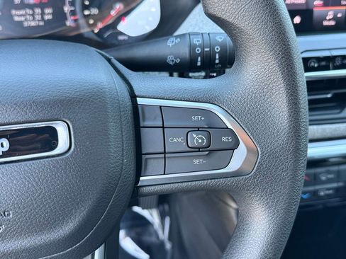 Used 2024 Jeep Compass Sport AWD/4WD image 15