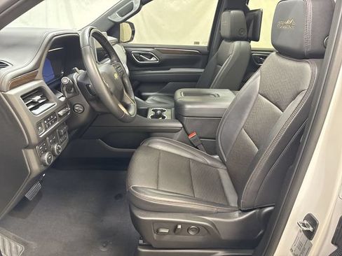 Certified 2024 Chevrolet Tahoe High Country w/ Advanced Technology Package AWD/4WD image 10