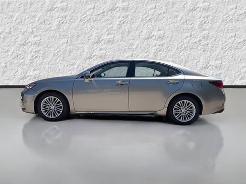 Used 2016 Lexus ES 350 w/ Premium Package w/Wood Trim image 6