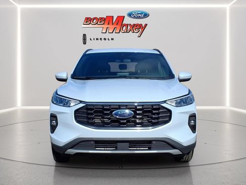 Used 2025 Ford Escape ST-Line Select AWD/4WD image 2