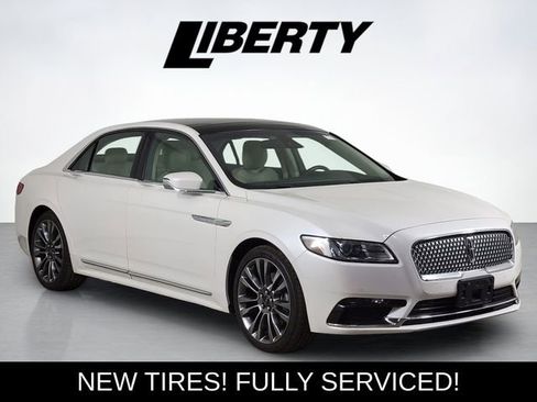 Used 2017 Lincoln Continental Select w/ Climate Package AWD/4WD image 1