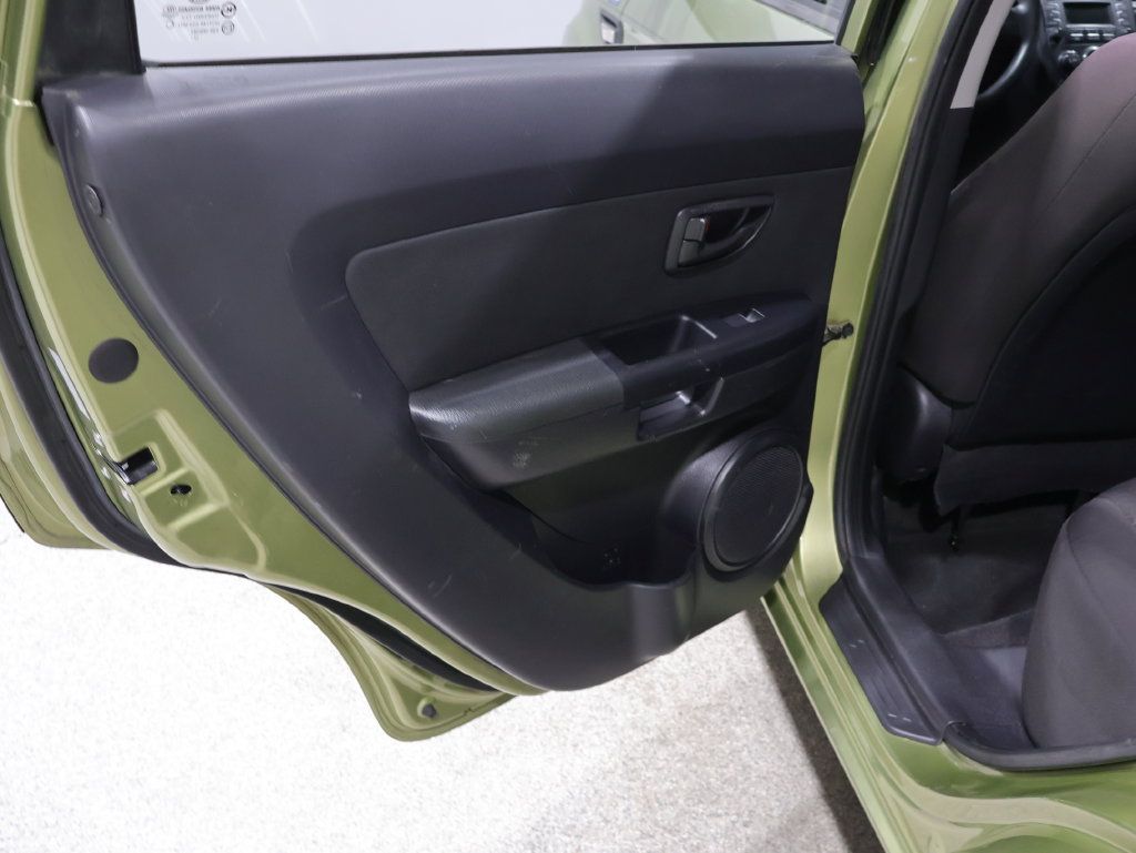 Used 2012 Kia Soul FWD image 22