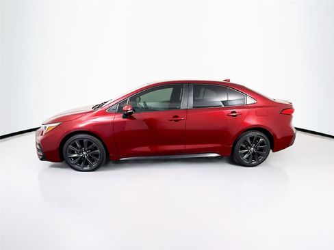 Used 2023 Toyota Corolla SE image 28