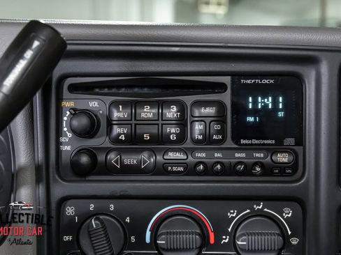 Used 2000 GMC Sierra 1500 2WD Extended Cab w/ Convenience Plus Group image 74