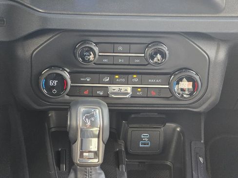 New 2025 Ford Bronco Big Bend image 17