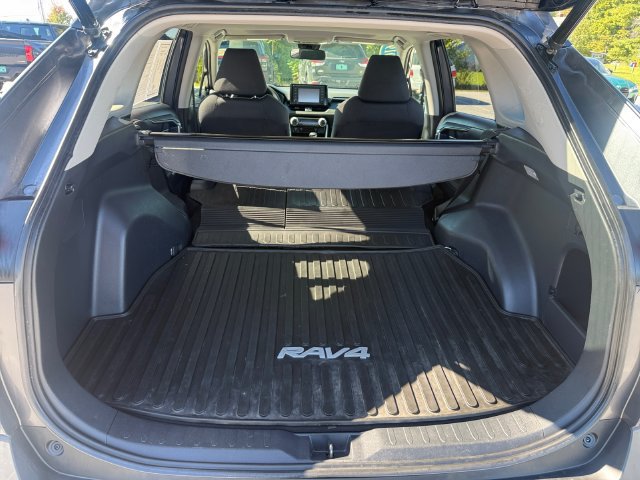Used 2019 Toyota RAV4 XLE w/ Convenience Package AWD/4WD image 13
