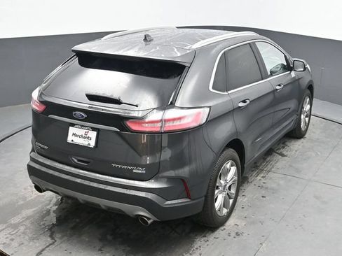 Used 2019 Ford Edge Titanium w/ Cold Weather Package AWD/4WD image 26