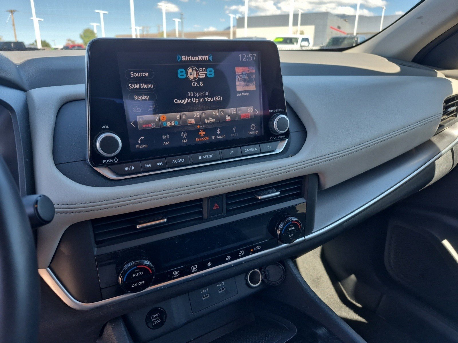 Used 2025 Nissan Rogue SV AWD/4WD image 10