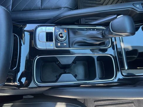 Used 2023 Kia Telluride EX X-Line image 24