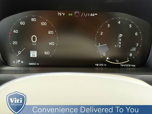 Used 2020 Volvo XC90 T5 Momentum image 33