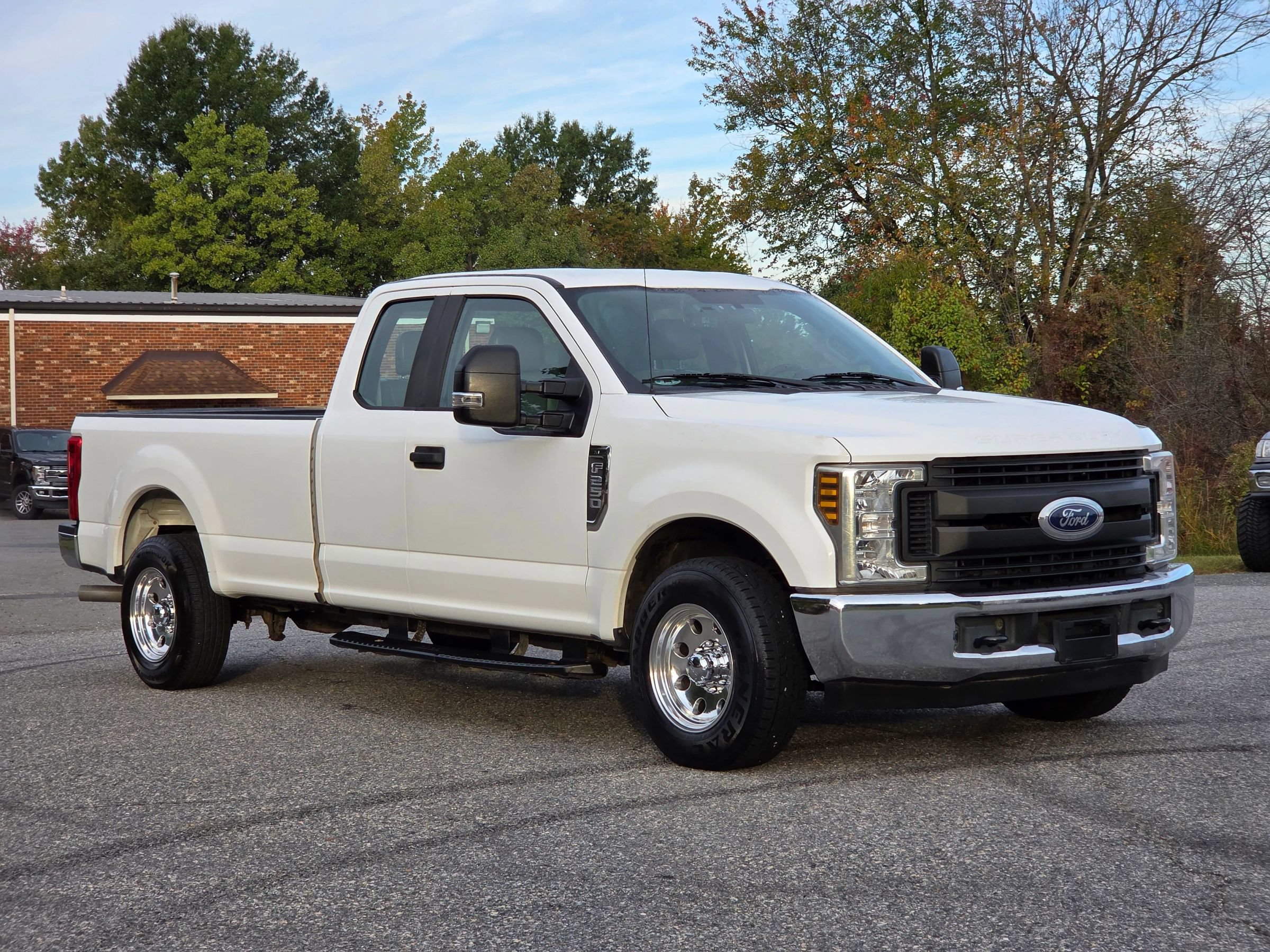 Used 2018 Ford F250 XL w/ Power Equipment Group RWD image 16