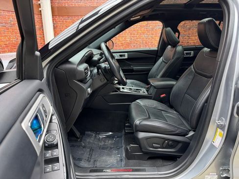 Used 2022 Ford Explorer ST w/ Equipment Group 401A image 21