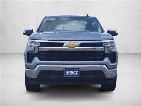 Used 2024 Chevrolet Silverado 1500 LT w/ Convenience Package II RWD image 2