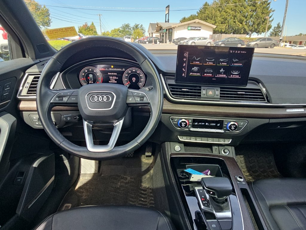 Used 2023 Audi Q5 2.0T Premium Plus AWD/4WD image 2