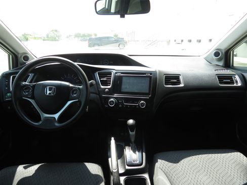 Used 2015 Honda Civic SE image 11