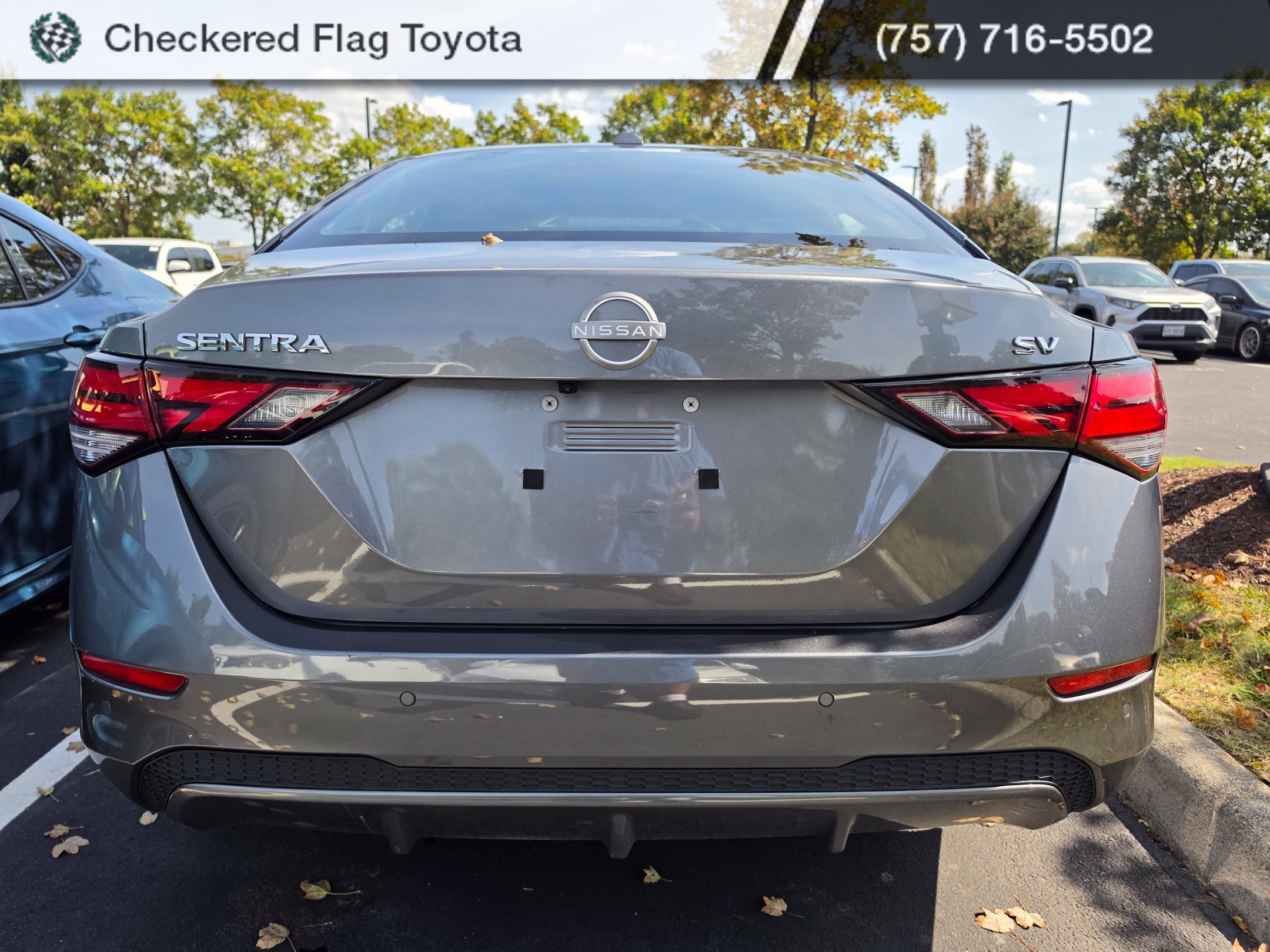 Used 2024 Nissan Sentra SV FWD image 5