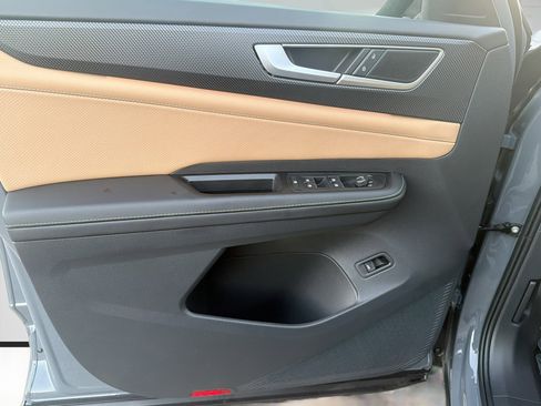 New 2026 Volkswagen Atlas Cross Sport SEL R-Line image 22