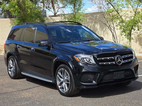 Used 2017 Mercedes-Benz GLS 550 4MATIC w/ Driver Assistance Package image 2