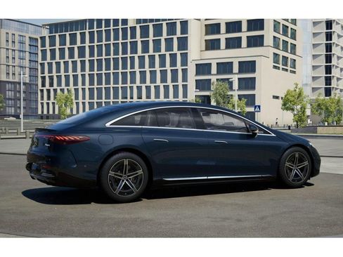 Used 2023 Mercedes-Benz EQS 580 4MATIC Sedan image 19