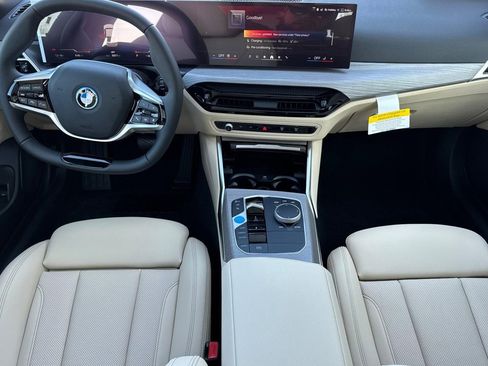 Used 2025 BMW i4 xDrive40i image 25