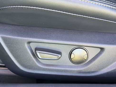Used 2025 Ford Mustang Premium RWD image 13
