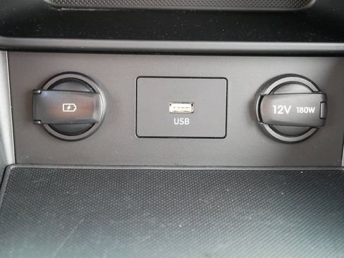 Used 2023 Hyundai Kona SE AWD/4WD image 31