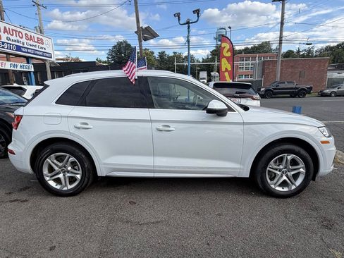 Used 2019 Audi Q5 2.0T Premium w/ Convenience Package AWD/4WD image 11