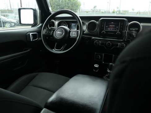 Used 2021 Jeep Wrangler Unlimited Sport AWD/4WD image 24