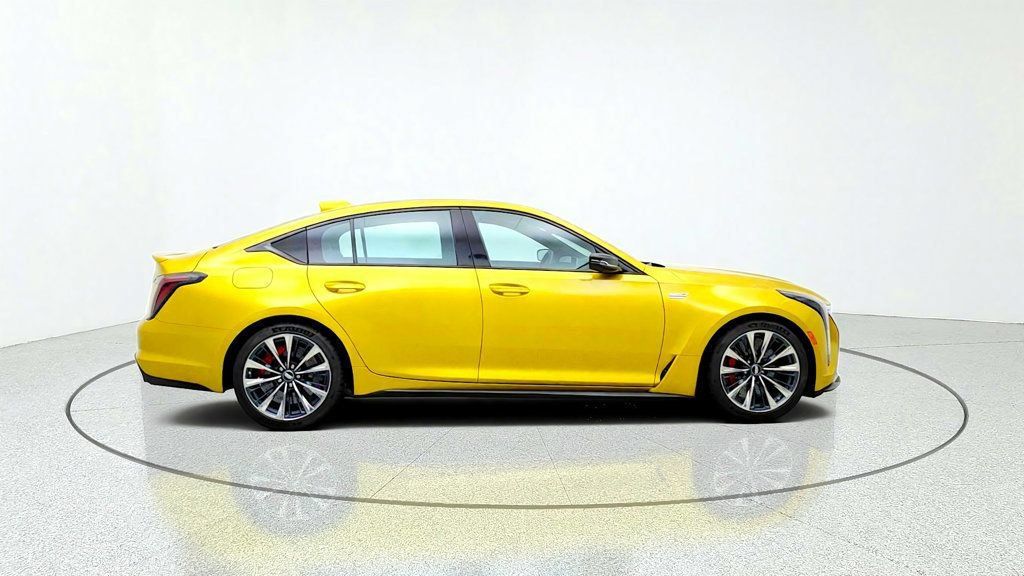 Used 2025 Cadillac CT5 V Blackwing w/ Parking Package RWD image 4