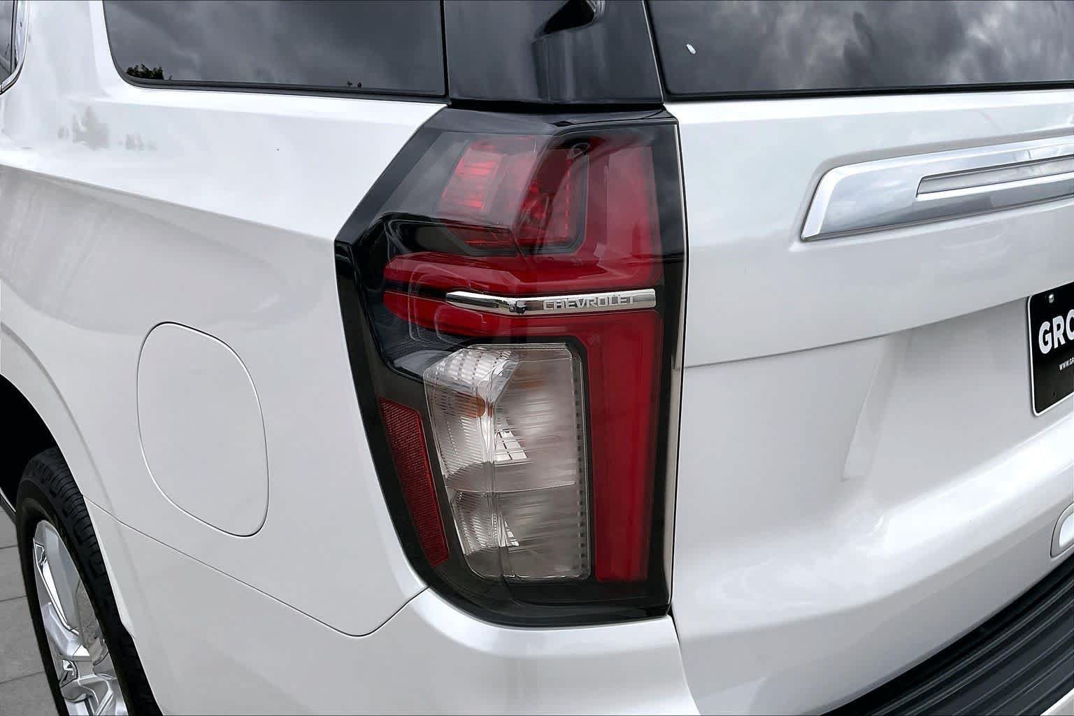 Used 2021 Chevrolet Tahoe High Country w/ Premium Package AWD/4WD image 28