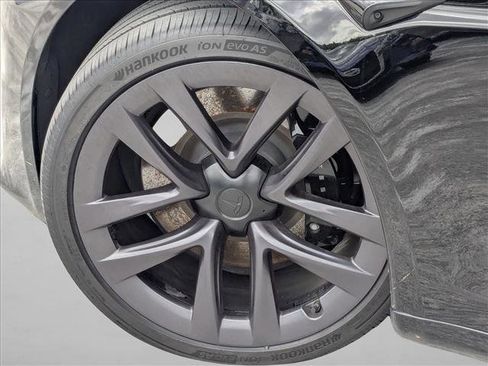 Used 2022 Tesla Model S AWD/4WD image 10